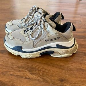 Balenciaga Triple S size 39